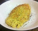 たっぷりバターとチーズのオムレツ作り方7写真