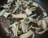 塩麹で作る☆エリンギとシメジのきんぴら作り方3写真