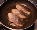 S&B花椒塩で味付けサーモンのオイルやき作り方4写真