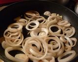 たまねぎと豚ロースのハチミツ塩麹ソテー作り方2写真