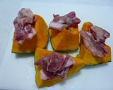かぼちゃと鴨肉のレンジ蒸し作り方1写真