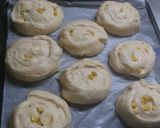 チーズとコーンのロールパン作り方7写真
