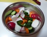 野菜のさっぱり塩麹甘酢和え作り方1写真