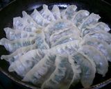 具を焼いてから包む餃子作り方10写真