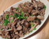 豚肉としめじの生姜醤油ゴマ炒め作り方9写真