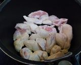 簡単！鶏ささ身としめじのめんつゆ葛煮✩作り方3写真
