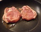 豚ロース肉のはちみつ醤油麹ソテー作り方3写真