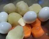 家族絶賛☆ポテトサラダ(*^^*)作り方1写真