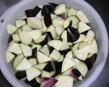 なすと豚こまの食べるラー油炒め作り方1写真