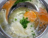 レタスとパルメザンチーズ入り卵のスープ作り方1写真