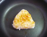 あらまっ！いい味♪塩麹の焼きおにぎり。作り方5写真
