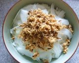 焼き鯖リメイク＊鯖そぼろと新玉葱の洋風丼作り方5写真