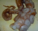 簡単♪アヒージョいろいろ☆たこ焼き鉄板で作り方1写真