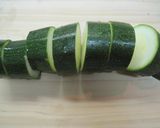 カレー風味が美味☆ズッキーニのステーキ作り方1写真