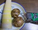 真竹とジャガイモとこんにゃくのお味噌汁作り方1写真