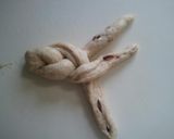 簡単(ฅ'ω'ฅ)ねじねじみつあみパン♡作り方5写真