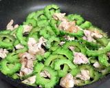 夏の定番料理 ゴーヤーチャンプル作り方4写真
