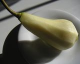 洋梨のコンポート・赤ワイン煮♪作り方1写真