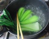 チンゲン菜とベーコンの煮物作り方1写真