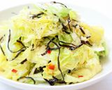 旨味ある【春キャベツの塩昆布ソテー】炒め作り方4写真