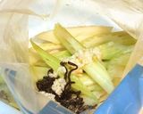 超簡単☆シャキシャキセロリの塩麹ナムル作り方2写真