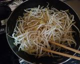 もやしの醤油焼きそば作り方1写真