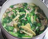 簡単！タケノコと豚肉の中華風スープ作り方3写真