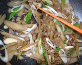 ごぼうがおいしい　すき焼き風焼きうどん作り方6写真