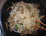 ごぼうがおいしい　すき焼き風焼きうどん作り方9写真