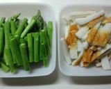栄養満点♪アスパラと竹輪のごまごま炒め☆作り方1写真