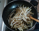 ｷﾝﾋﾟﾗﾘﾒｲｸ もやし挽き肉炒め作り方4写真