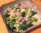 小松菜とベーコンのバター炒め作り方15写真