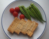 オクラと厚揚げのおかか炒め作り方1写真