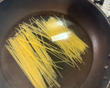 「カニカマと桜エビの白だし和風パスタ」作り方3写真