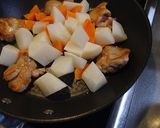 鶏肉と焼き大根のてりてり作り方3写真
