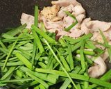 ニラあんかけ☆カリカリかた焼きそば☆昼食作り方2写真