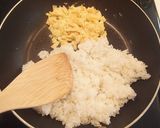 ひとりランチ・お弁当に✿梅ネギ卵炒飯作り方3写真