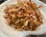 赤玉ねぎとＸO醬入豚肉の　サラダ作り方5写真