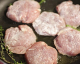 豚ヒレ肉の粒マスタードソース。作り方5写真
