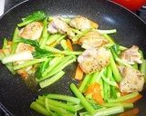 チキンと小松菜のバジル風味作り方3写真