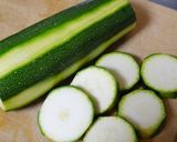 箸が止まらないズッキーニの漬物作り方1写真