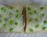 ★チーズと枝豆の水玉模様のトースト★作り方3写真