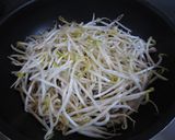 フライパンで豚肉きゅうりもやしの蒸し鍋作り方6写真