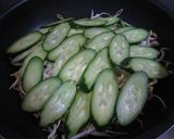 フライパンで豚肉きゅうりもやしの蒸し鍋作り方7写真