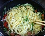 トマトウインナー水菜のペペロン風パスタ作り方3写真