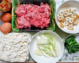 簡単ランチ！竹輪法蓮草牛すき鍋焼きうどん作り方1写真