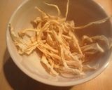 簡単大根の皮としらすのふりかけ。作り方1写真