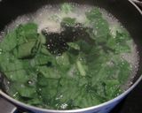 新じゃが＋小松菜＋わかめをお味噌汁の具に作り方3写真