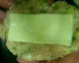 サッパリ旨い!塩麹入り鶏しそチーズバーグ作り方3写真