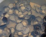 シジミ貝で出汁が旨い味噌汁！夏バテ防止を作り方1写真